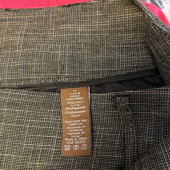 EUC JESSICA WOMENS SZ 12 2 pce suit in neutral bl/white/charcoal - Picture 14 of 14